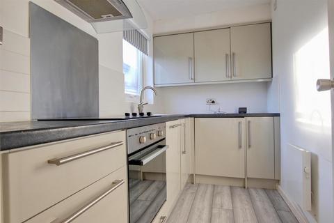 1 bedroom apartment for sale, Thurlow Avenue, Beverley