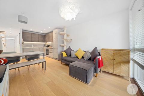 3 bedroom flat for sale, Olympic Park Avenue, London E20