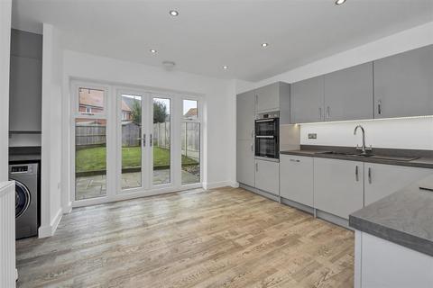 3 bedroom semi-detached house for sale, Myrtlewood Road, Bury St. Edmunds
