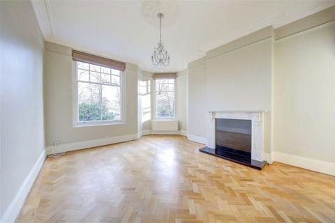 3 bedroom flat to rent, Willoughby Road, East Twickenham TW1