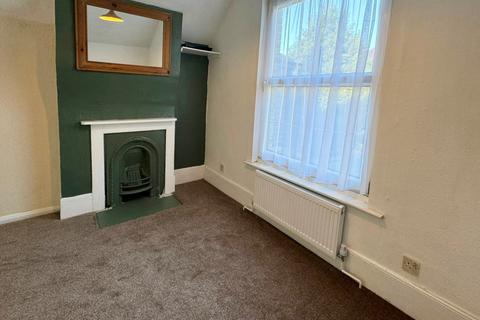 2 bedroom cottage to rent, Sion Passage Ramsgate CT11