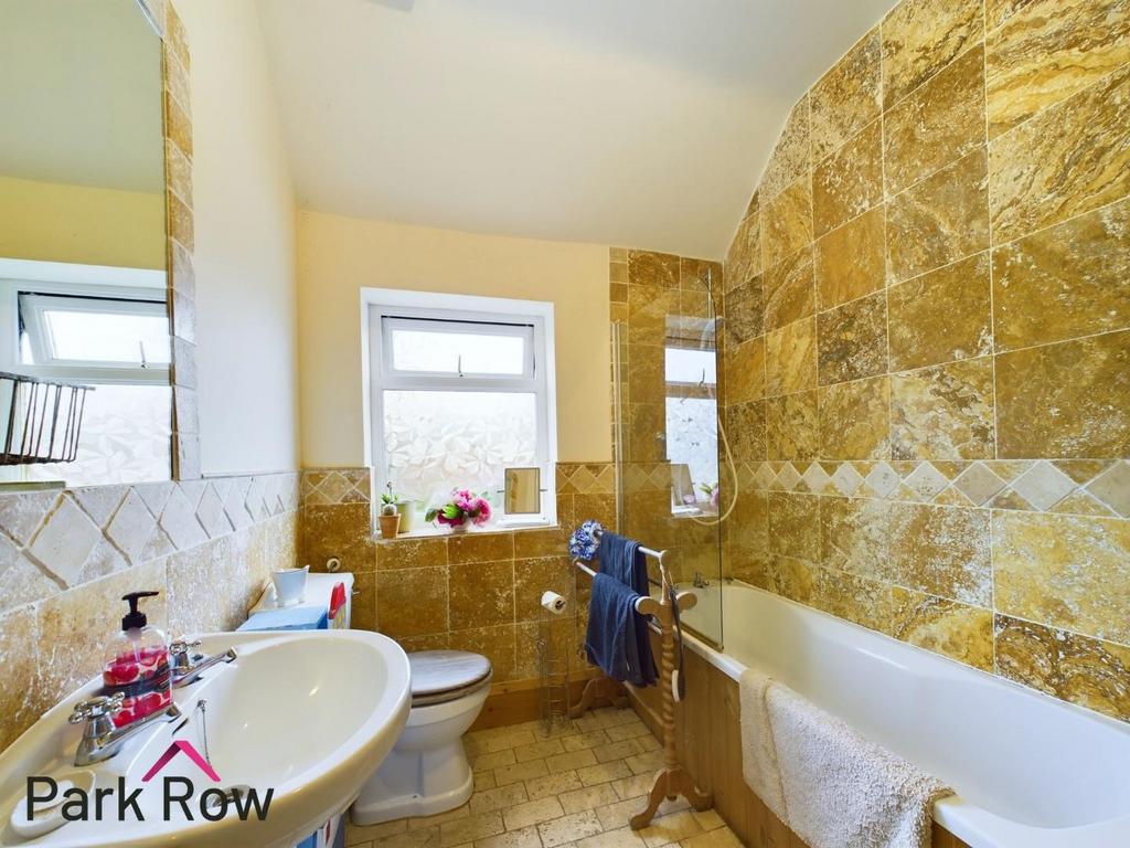 Family bathroom