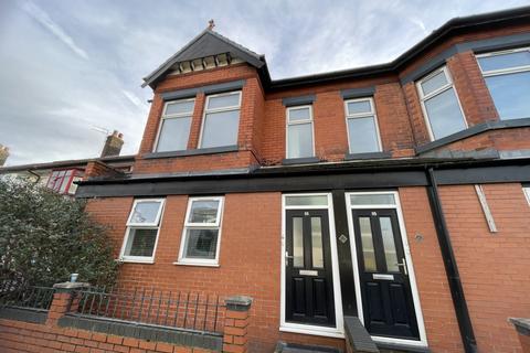 2 bedroom apartment to rent, 93 Washway Road, Sale, Cheshire, M33