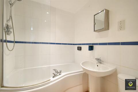 114 Watermint Drive, Tuffley, Gloucester, GL4 0SY