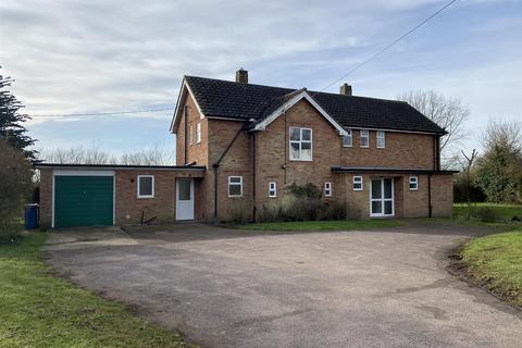 4 bedroom detached house to rent, Bury St Edmunds