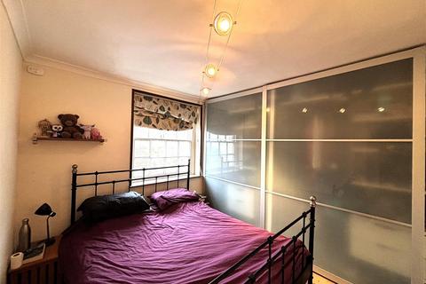 1 bedroom flat to rent, Rock Street, Brighton