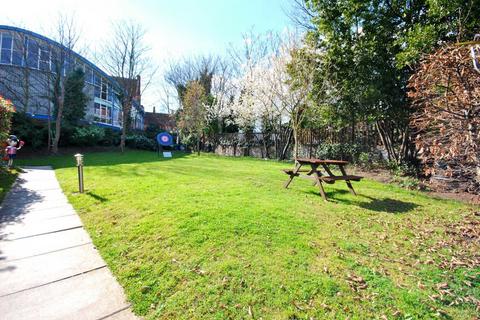 undefined, Sussex Mews, Catford, London