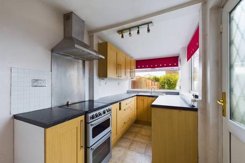 2 bedroom terraced house for sale, Worcester Road, HU5