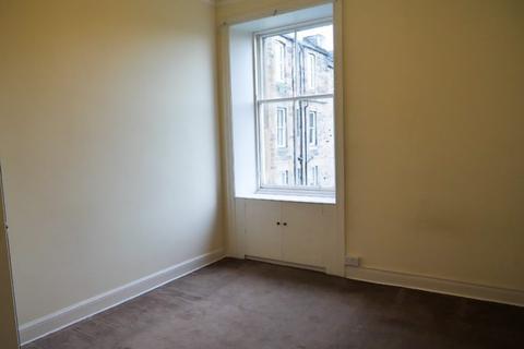 3 bedroom flat to rent, 1492L – Mertoun Place, Edinburgh, EH11 1JZ