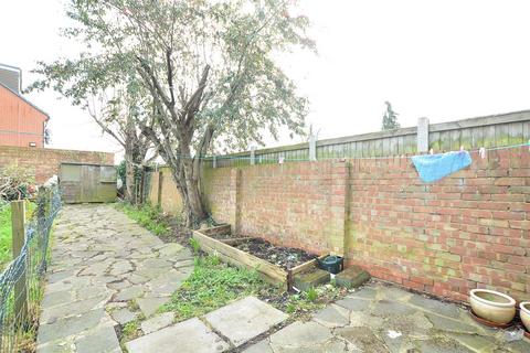 1 bedroom apartment to rent, Cumberland Road, Plaistow, E13