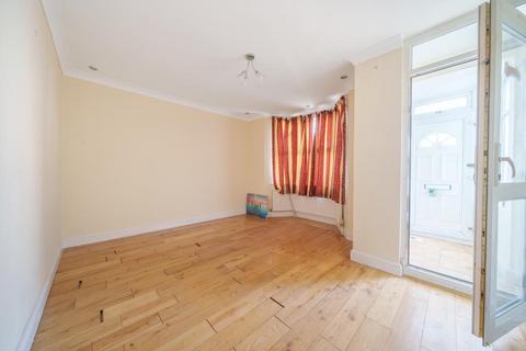 2 bedroom terraced house to rent, Slough,  Berkshire,  SL1