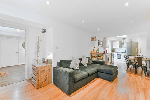 2 bedroom maisonette for sale, Grange Road, SE19, Crystal Palace, London, SE19