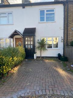 2 bedroom terraced house to rent, Pope Road, Bromley, BR2