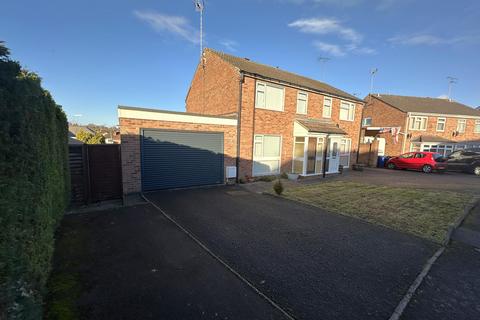 Beaconsfield Road, Horninglow, Burton-on-Trent, DE13