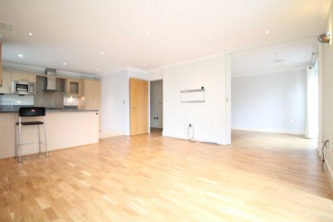 2 bedroom apartment to rent, Tallow Road, Brentford