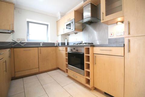 2 bedroom apartment to rent, Tallow Road, Brentford