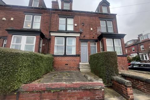 3 bedroom terraced house to rent, Ash Road,  Leeds, LS6