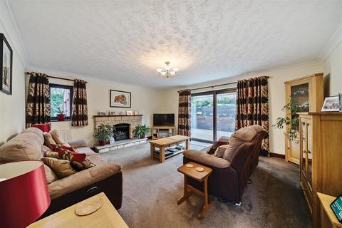 2b Bury Lane, Bratton, Westbury, BA13 4RD