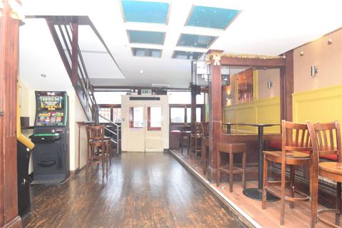 Bar and nightclub to rent, Harcourt Place, Scarborough, North Yorkshire, YO11