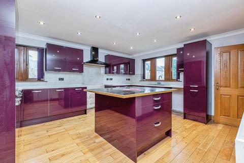 5 bedroom detached house for sale, Broad Oaks Close, Dewsbury WF12