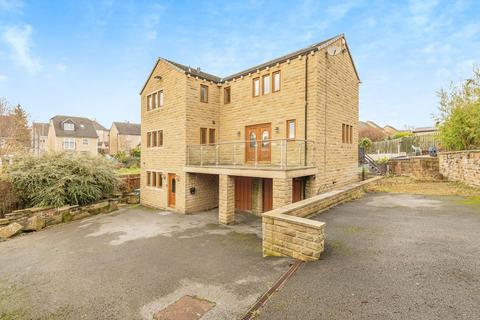 5 bedroom detached house for sale, Broad Oaks Close, Dewsbury WF12