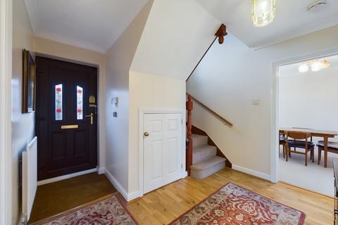 4 bedroom detached house for sale, Magnolia Close, Abington, Northampton, NN3 3XE