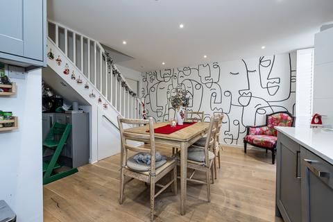 3 bedroom terraced house for sale, Cobham Close,  Battersea, London SW11