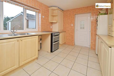 4 bedroom house for sale, Sutherland Crescent, Stoke-On-Trent ST11