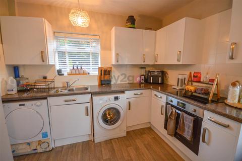 3 bedroom semi-detached house for sale, Dyke Vale Road, Sheffield, S12