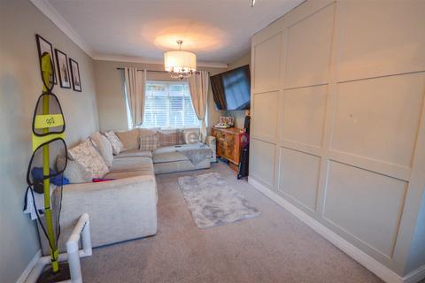 3 bedroom semi-detached house for sale, Dyke Vale Road, Sheffield, S12