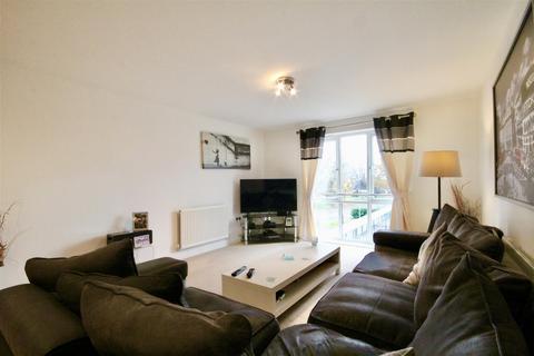 2 bedroom flat for sale, Sanditon Way, Worthing