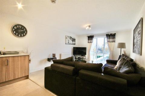 2 bedroom flat for sale, Sanditon Way, Worthing