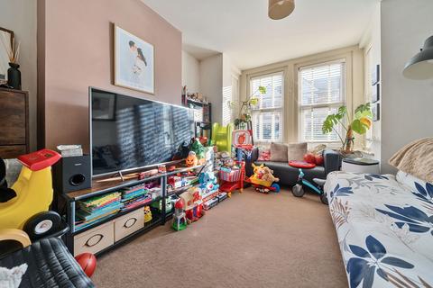 1 bedroom maisonette for sale, Malmesbury Road, Shirley, Southampton, Hampshire, SO15