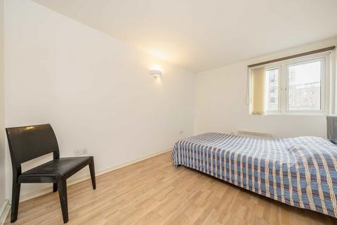 2 bedroom flat to rent, Rotherhithe Street, London SE16