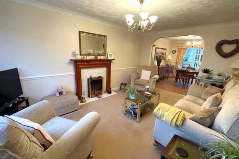 3 bedroom detached house for sale, Marsham Road, Westhoughton, Bolton