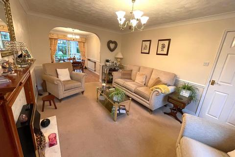 3 bedroom detached house for sale, Marsham Road, Westhoughton, Bolton