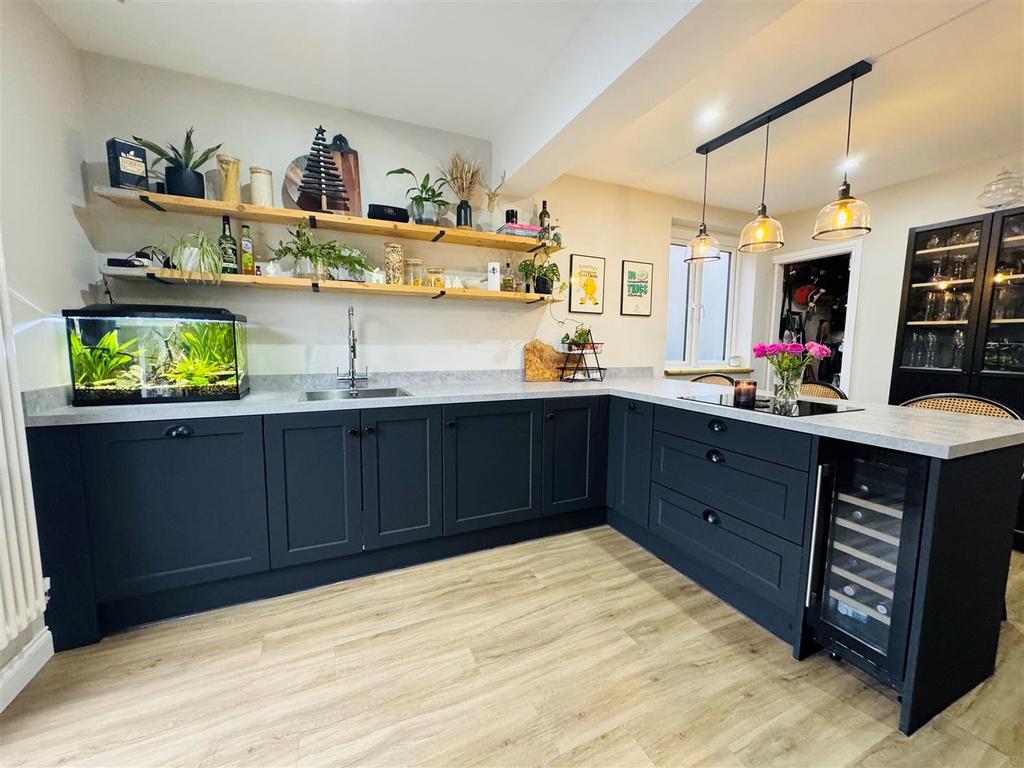 Kitchen diner