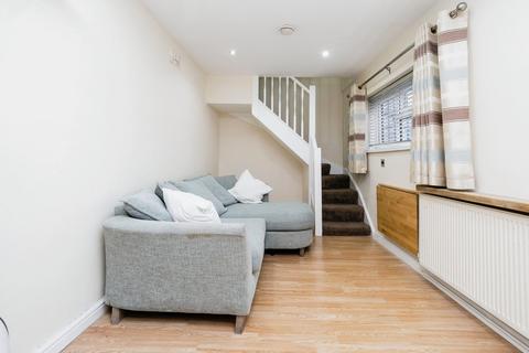 1 bedroom end of terrace house for sale, Romford Road, London E12