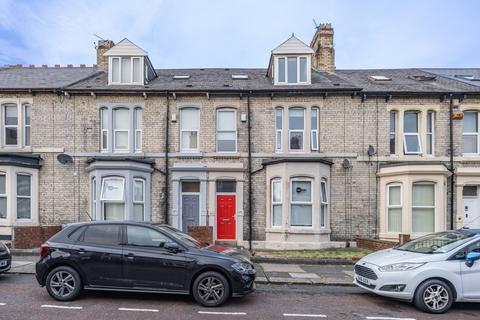 8 bedroom terraced house to rent, Devonshire Place, Newcastle Upon Tyne NE2