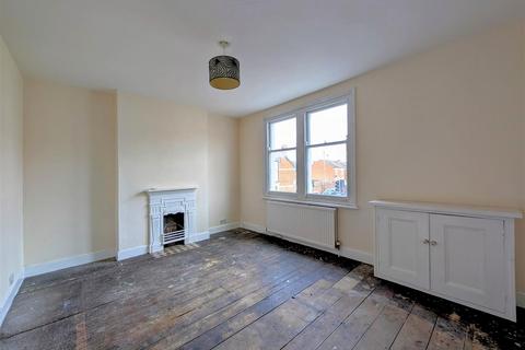 1 bedroom semi-detached house for sale, Tredworth Road, Gloucester GL1