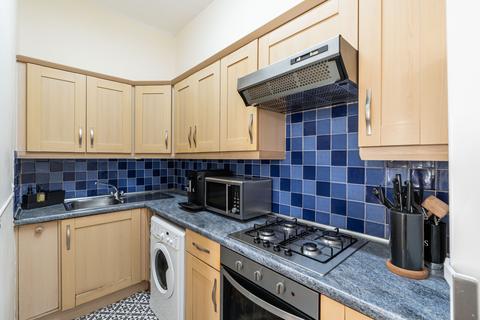 1 bedroom flat for sale, Logie Green Road, Edinburgh EH7