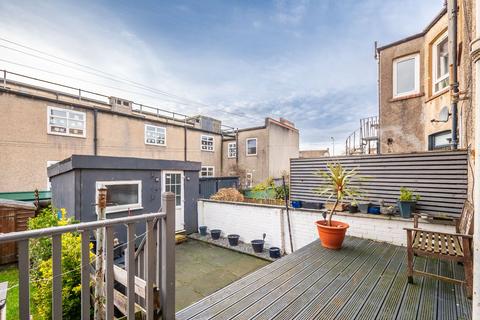 2 bedroom flat for sale, 16 Restalrig Gardens, Edinburgh, EH7