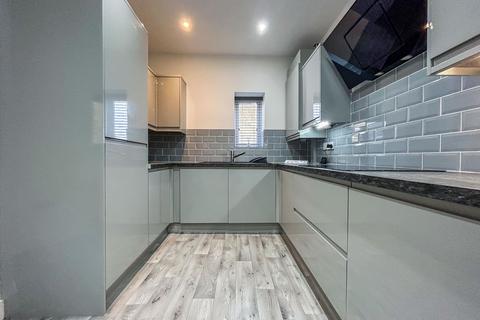 3 bedroom end of terrace house for sale, Heatherside Road, Ramsbottom, Bury, Greater Manchester, BL0 9BX