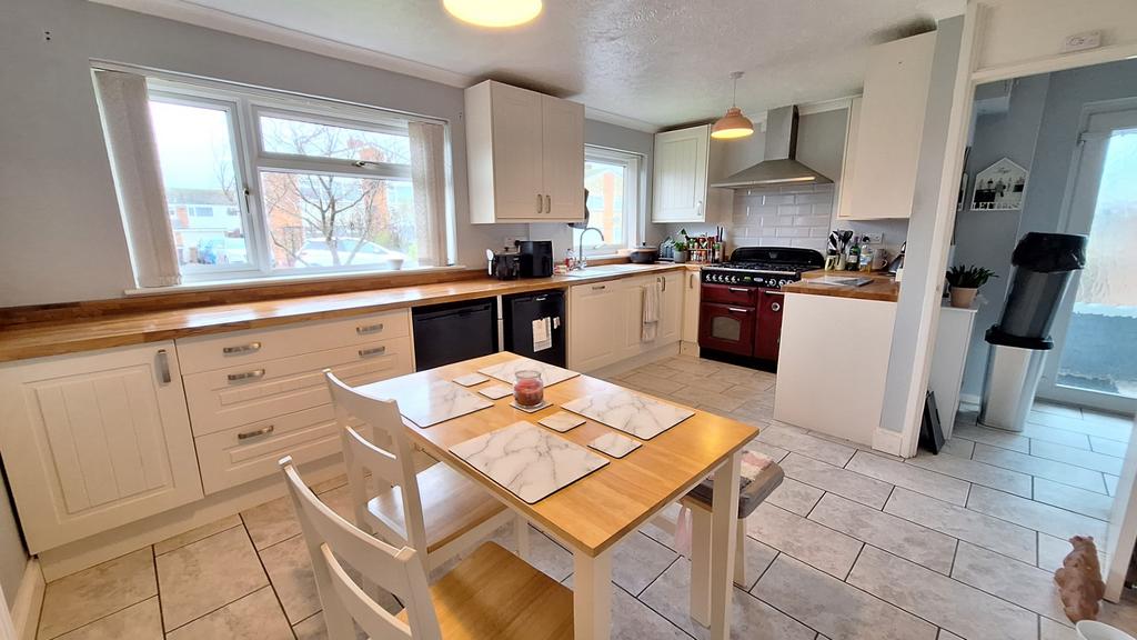 Kitchen / Diner