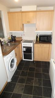 2 bedroom apartment to rent, Wallace Street, Glasgow G5