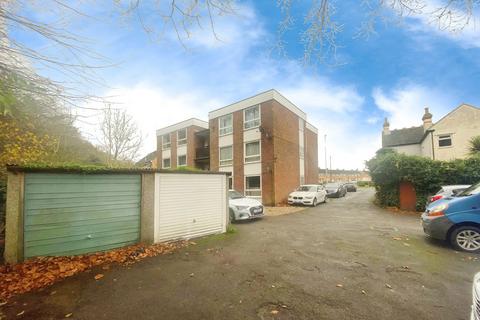 Property for sale, Rayleigh Road, Benfleet, SS7