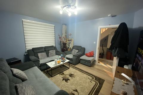 4 bedroom terraced house to rent, 35 Neasham Road Dagenham RM8 2LU