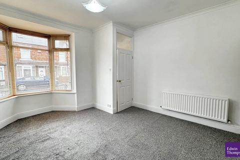 2 bedroom terraced house for sale, Hamsterley Street, Darlington, DL3