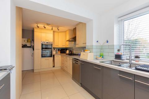 3 bedroom end of terrace house for sale, Lynden Close, Maidenhead SL6