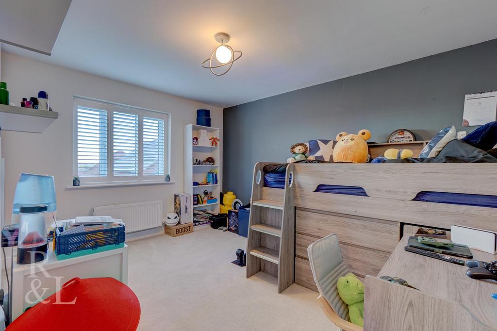 Spring Avenue (13).jpg